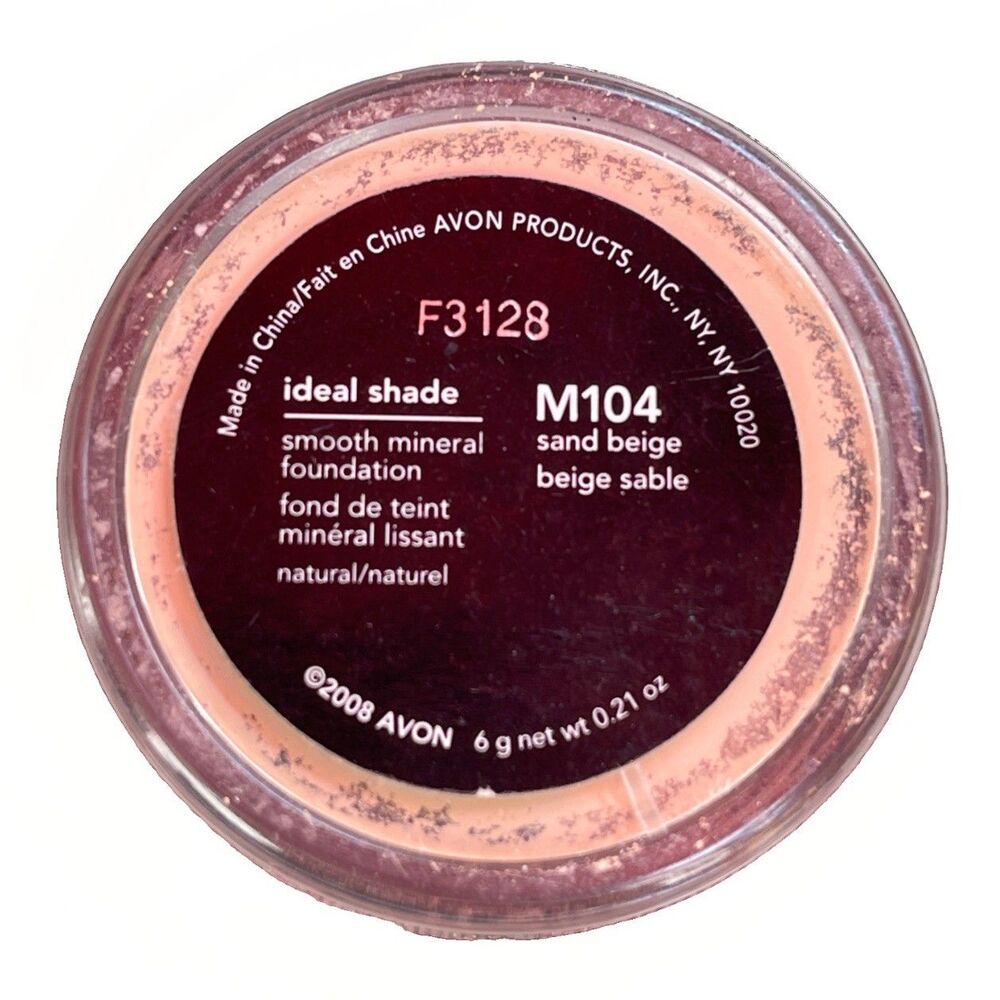 Avon Smooth Mineral Foundation Sand Beige M104